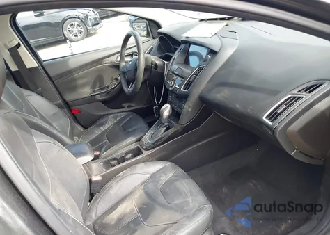 2016 Ford Focus Titanium from USA, damaged, VIN 1FADP3J29GL309415